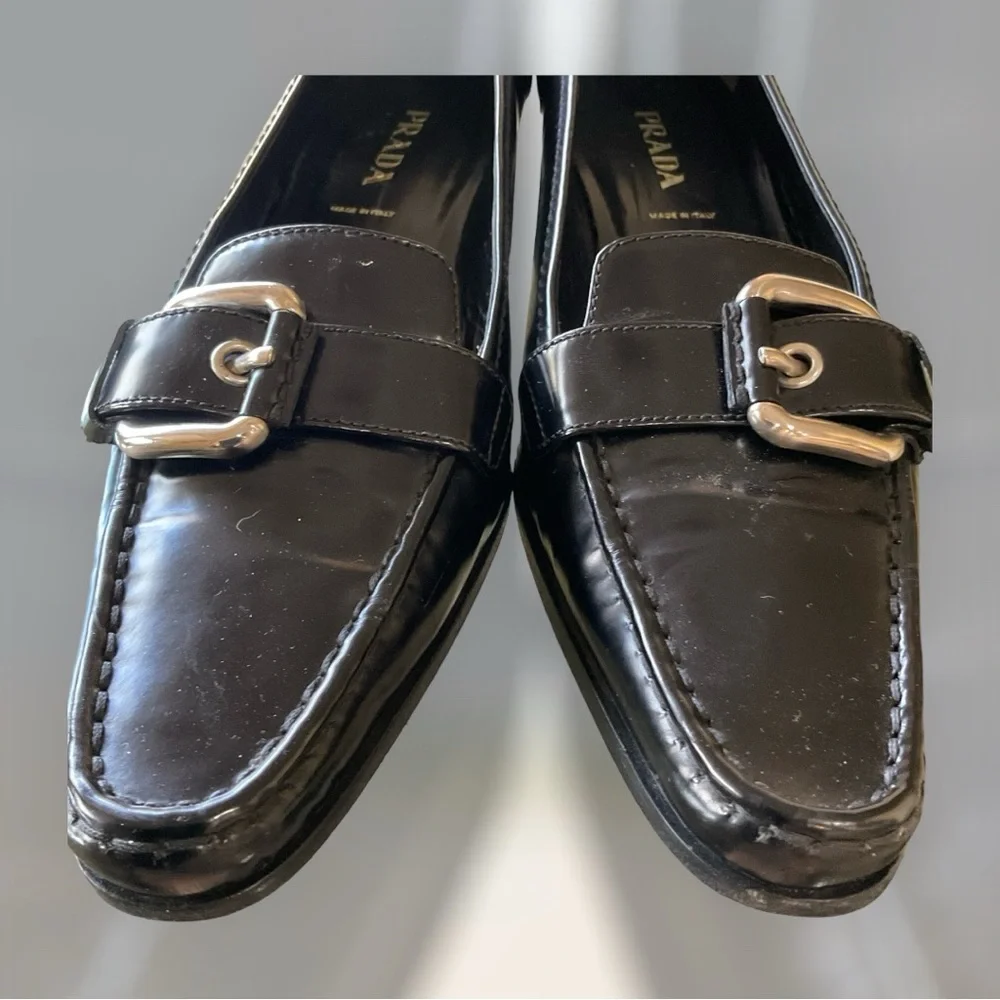 Prada Loafer, black, low heel, Classic! Great Condition! Size 38.5 / 8 - Picture 3 of 16